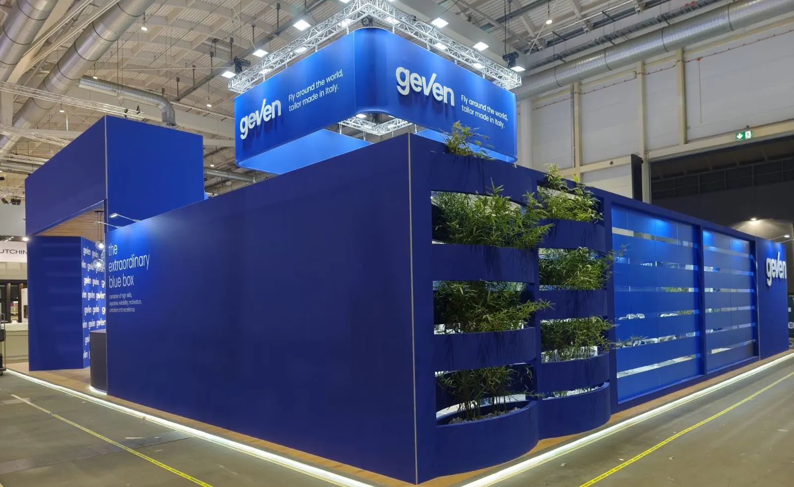 Exhibition stand production hall